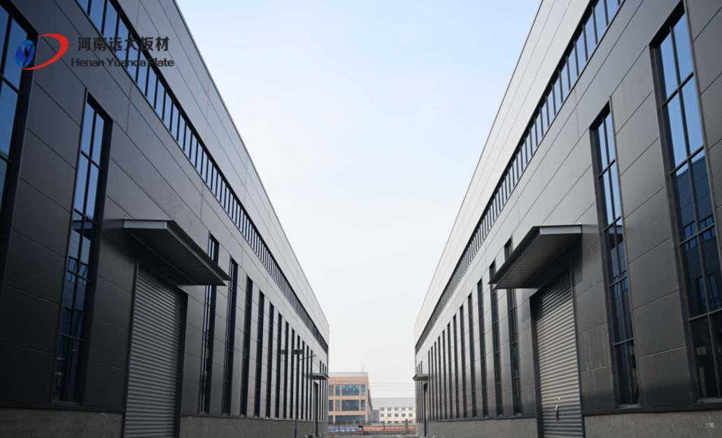 新建廠房外墻優(yōu)選材料:河南遠大聚氨酯封邊巖棉板應用案例(十六棟)(圖3) 新建廠房外墻優(yōu)選材料:河南遠大聚氨酯封邊巖棉板應用案例(十六棟)(圖3)